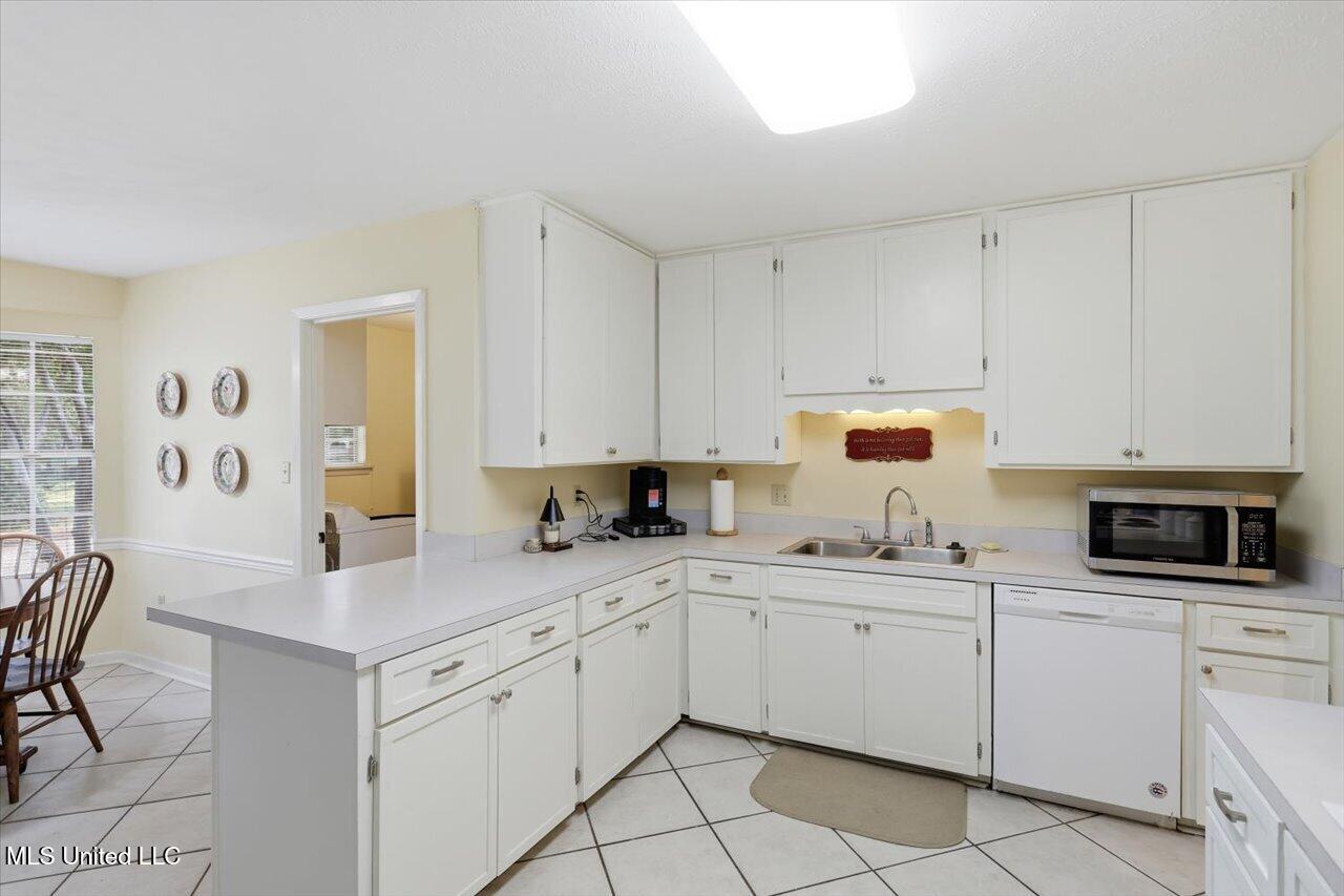 30 Crossgates Drive Brandon, MS 39042 - Photo 13 of 39 13-30 Crossgates Dr _ Home Tours MS