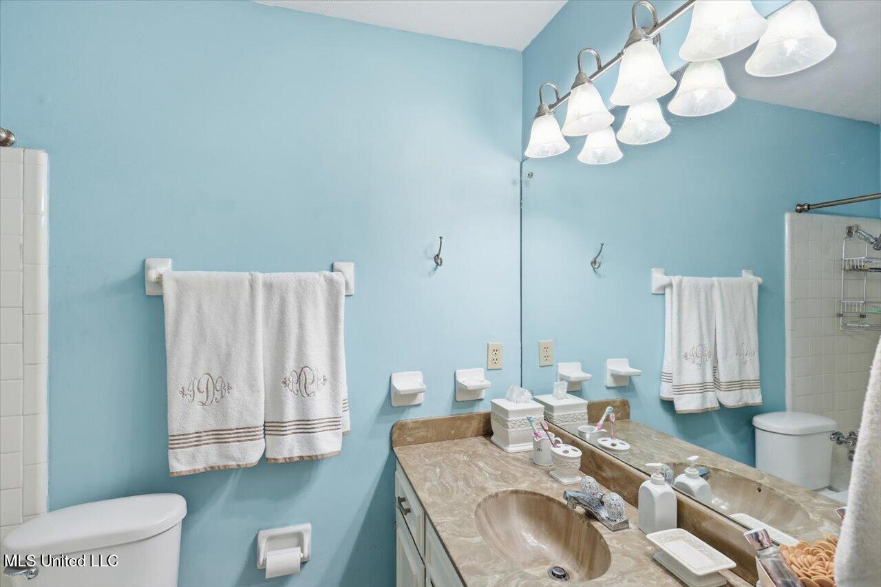 30 Crossgates Drive Brandon, MS 39042 - Photo 27 of 39 27-30 Crossgates Dr _ Home Tours MS