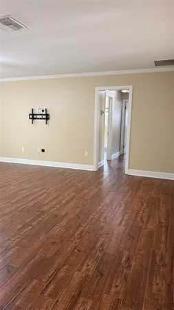 $299,900 | 1603 Lake Nettie Court, Eustis, FL 32726