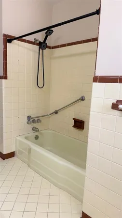 $299,900 | 1603 Lake Nettie Court, Eustis, FL 32726