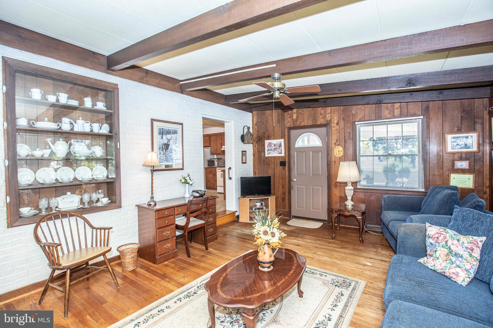 3328 Stoudts Ferry Bridge Road Reading, PA 19605 - Photo 19 of 29 a living room with furniture and wooden floor
