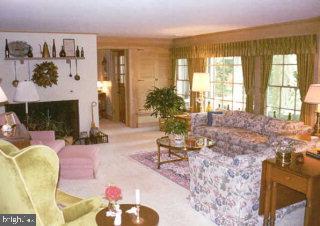 70 Valley Road Lancaster, PA 17601 - Photo 4 of 7