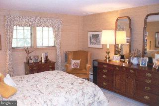 70 Valley Road Lancaster, PA 17601 - Photo 7 of 7