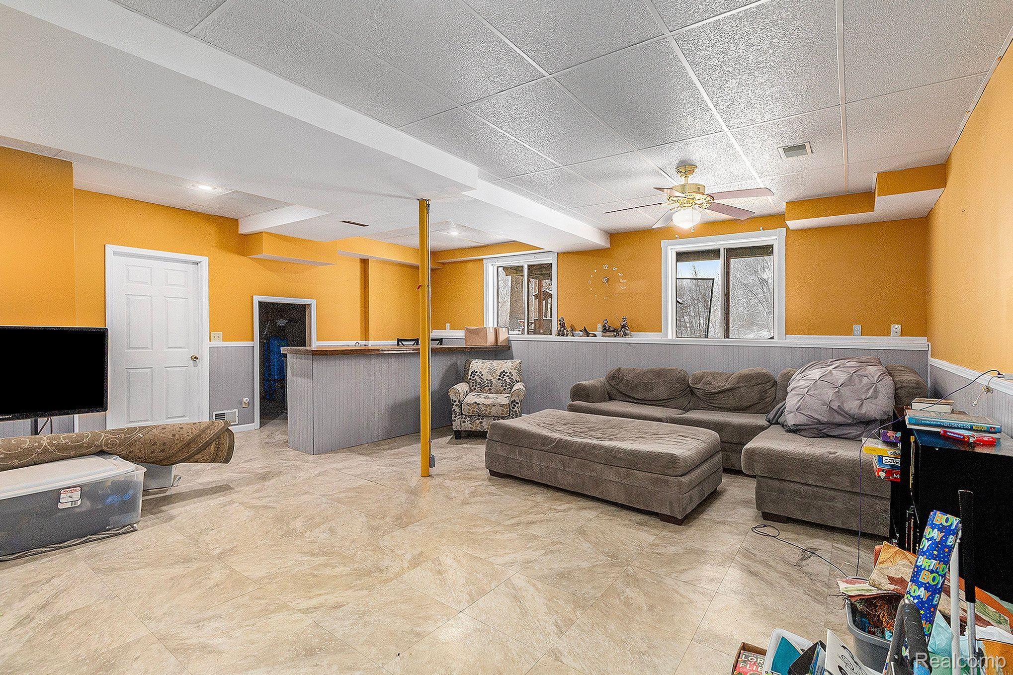 1249 West Coon Lake Road Howell, MI 48843 - Photo 18 of 27 Gallery Image 18