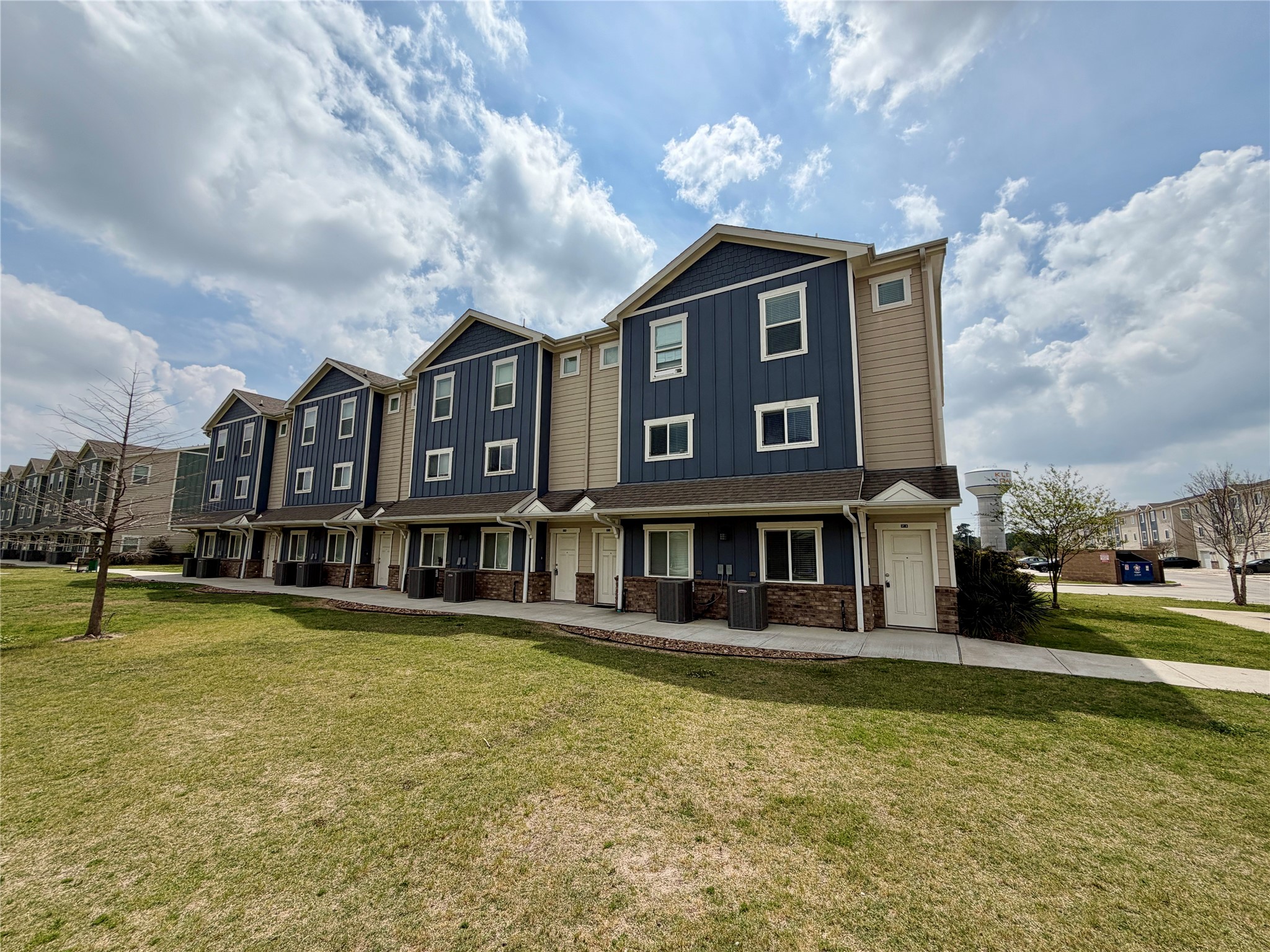 21155 Gosling Road, Unit 27B Spring, TX 77388 - Photo 1 of 18