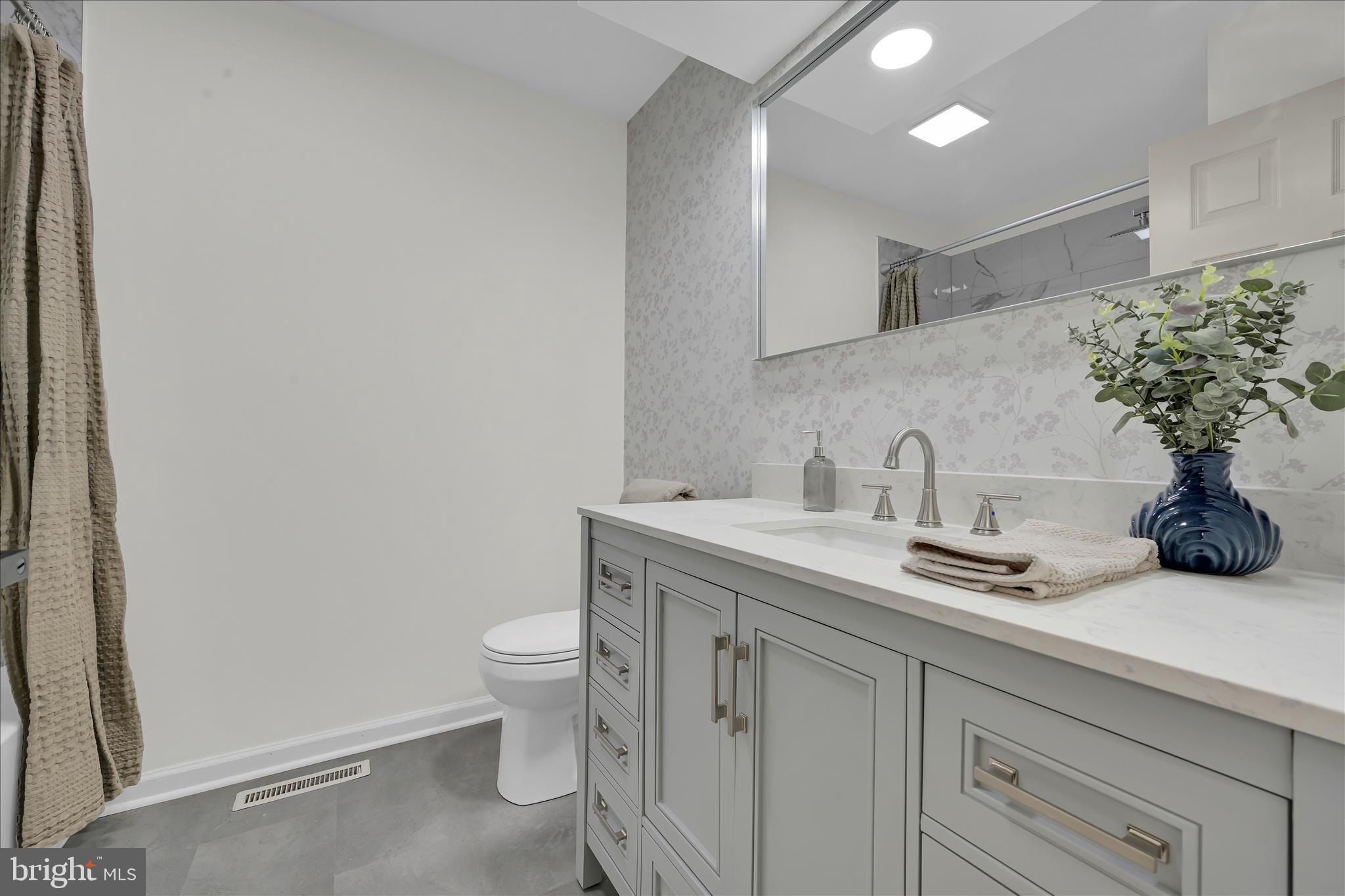 115 Saybrooke Drive Lititz, PA 17543 - Photo 34 of 46 Full Bathroom