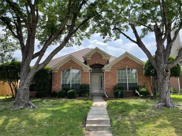 $2,495 | 6004 Cave River Drive, Plano, TX 75024
