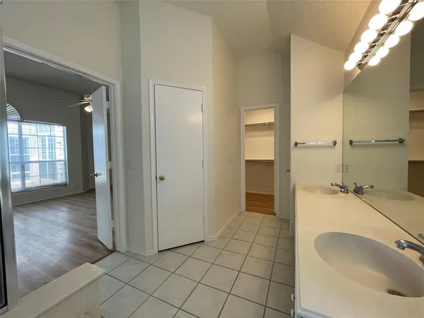 $2,495 | 6004 Cave River Drive, Plano, TX 75024