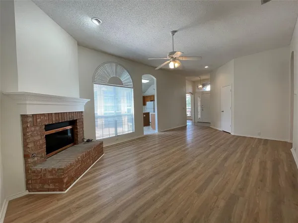 $2,495 | 6004 Cave River Drive, Plano, TX 75024