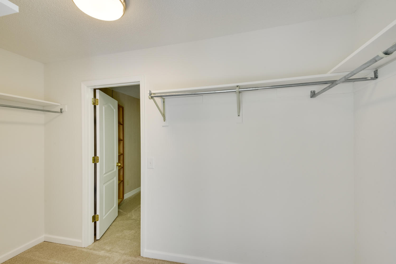608 Swansons Ridge Road Chattanooga, TN 37421 - Photo 21 of 36 Bedroom #2 Walk-in Closet
