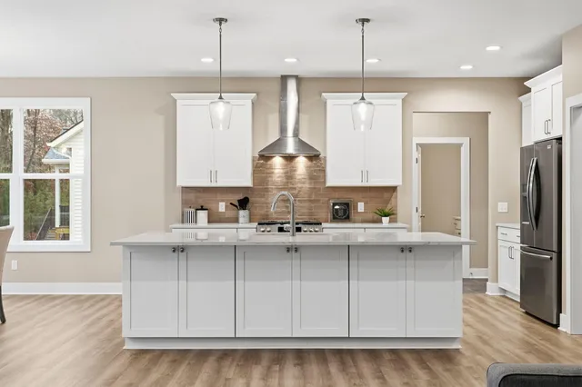 $694,900 | 4717 Lexem Drive, Hudsonville, MI 49426