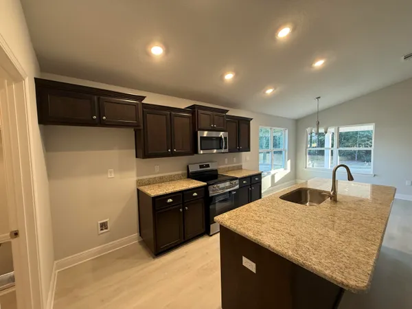 $294,300 | 6129 Buckshot Drive, Crestview, FL 32539