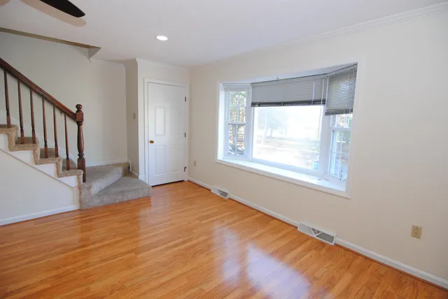 $3,100 | 37 Cadogan Way, Nashua, NH 03062