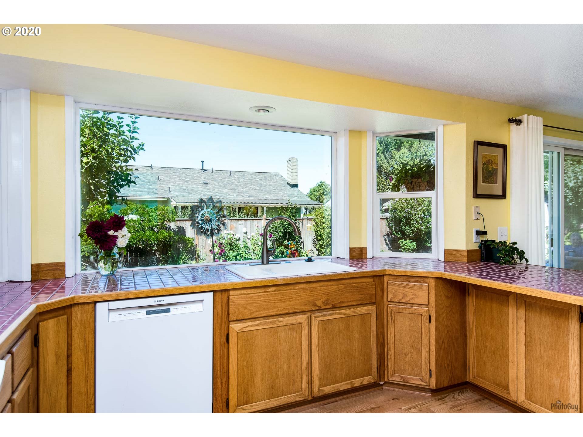 1235 Risden Place Eugene, OR 97404 - Photo 11 of 30 Gallery Image 11