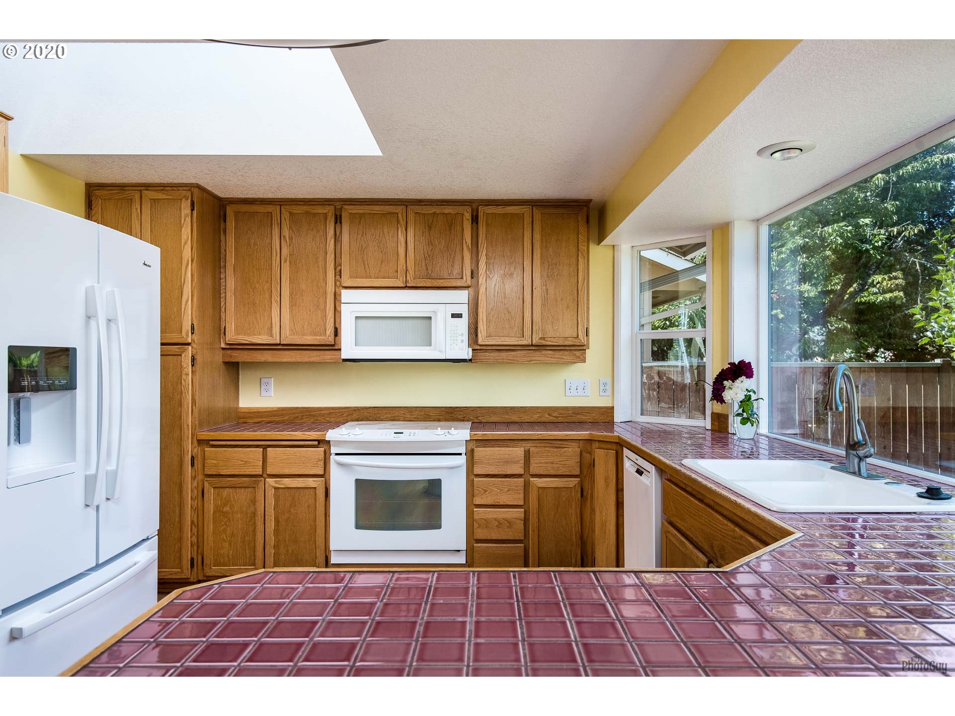 1235 Risden Place Eugene, OR 97404 - Photo 10 of 30 Gallery Image 10