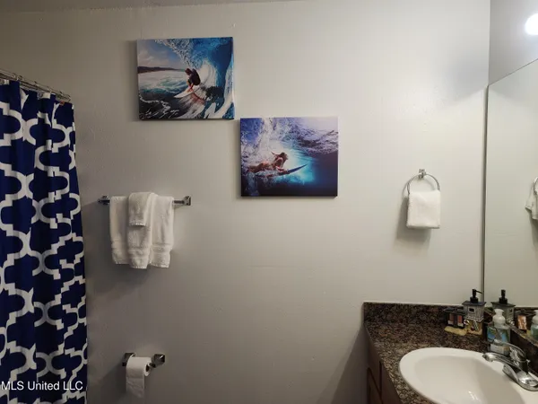 $230,900 | 1270 Century Oaks Drive, Unit A, Gulfport, MS 39507