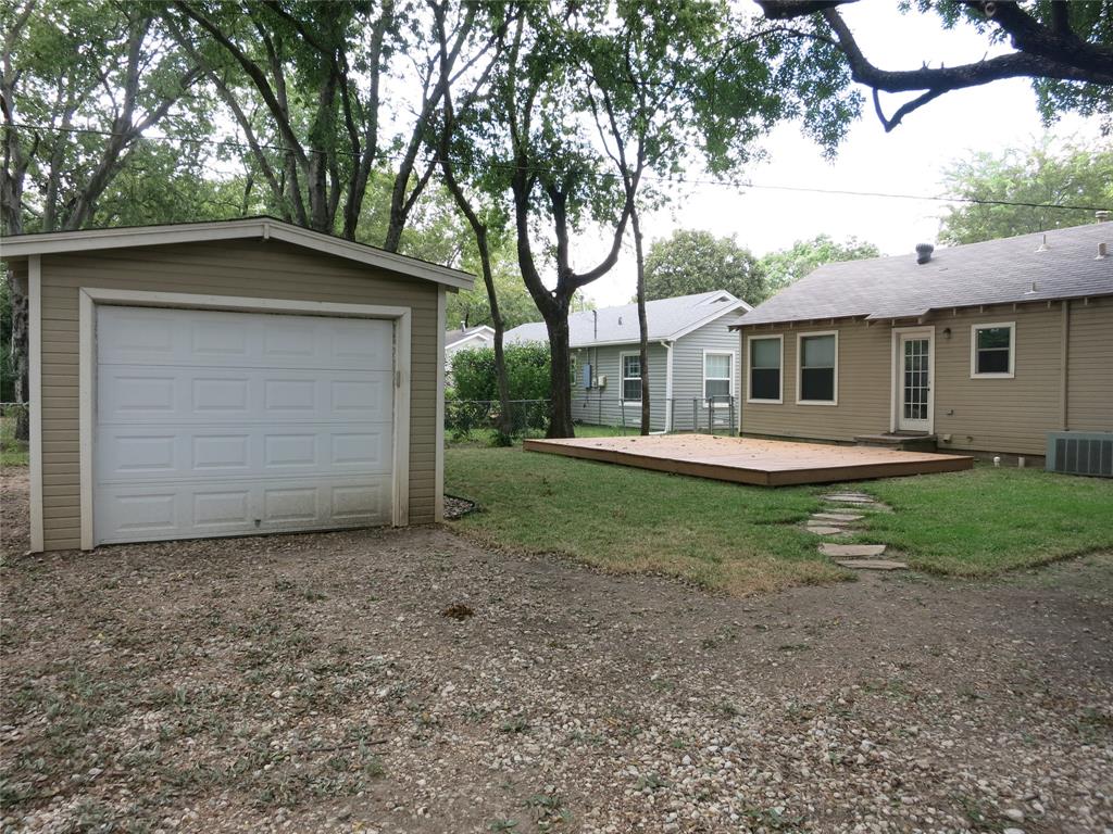 609 Cordell Street Denton, TX 76201 - Photo 9 of 11
