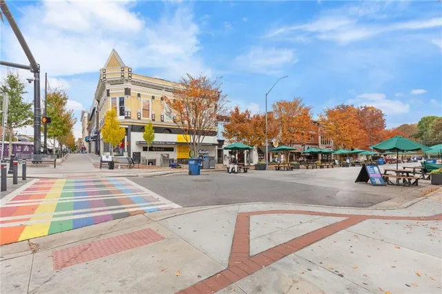 $475,000 | 323 Summerville Lane, Athens, GA 30606