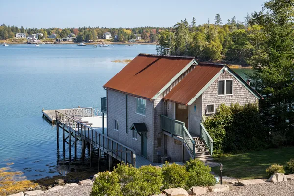 $2,250,000 | 17 Bayberry Lane, Tremont, ME 04612
