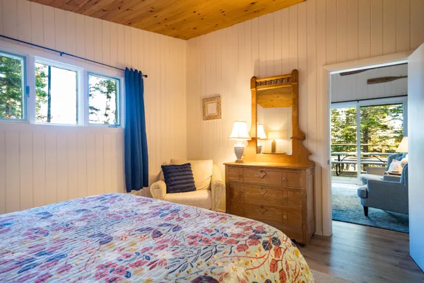 $2,250,000 | 17 Bayberry Lane, Tremont, ME 04612