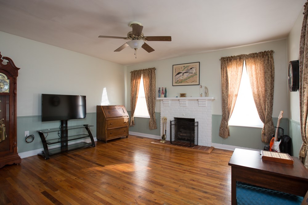 1810 Spring Hill Road Staunton, VA 24401 - Photo 5 of 50 Gallery Image 5