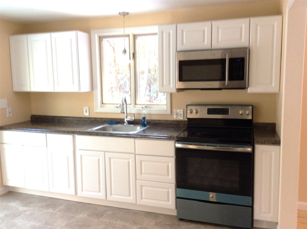 78 Berry Road New Durham, NH 03855 - Photo 4 of 16