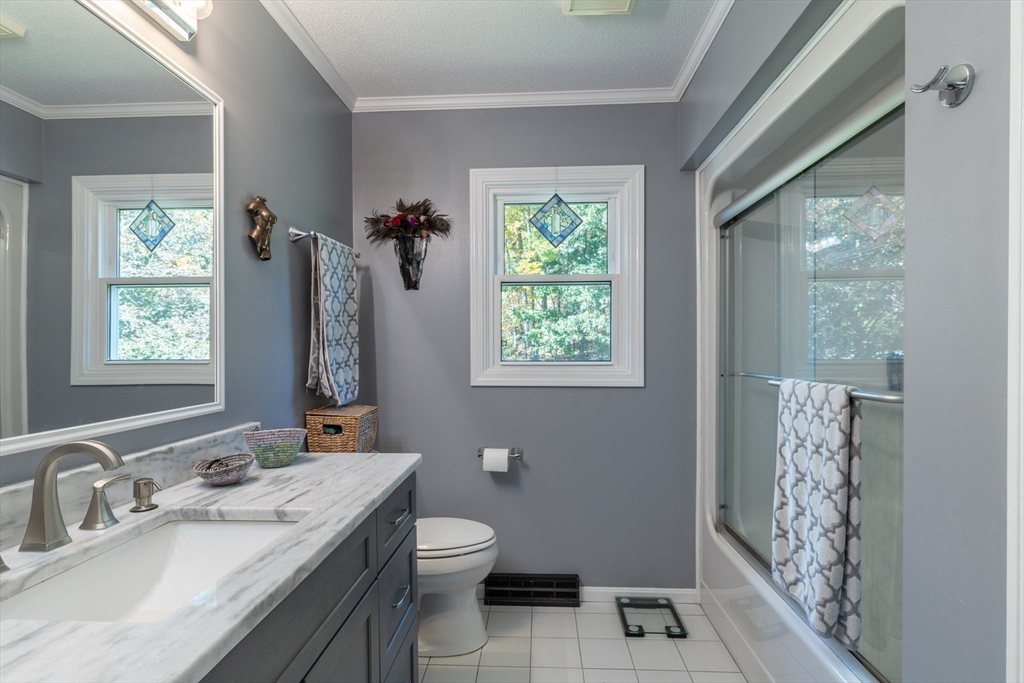 40 Cook Road Southampton, MA 01073 - Photo 14 of 35 Gallery Image 14