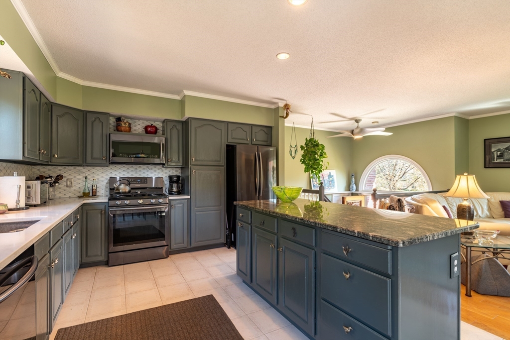 40 Cook Road Southampton, MA 01073 - Photo 8 of 35 Gallery Image 8