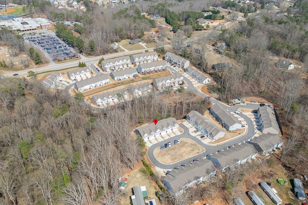 3712 Abbey Way Gainesville, GA 30507 - Photo 42 of 44 view of living room and patio