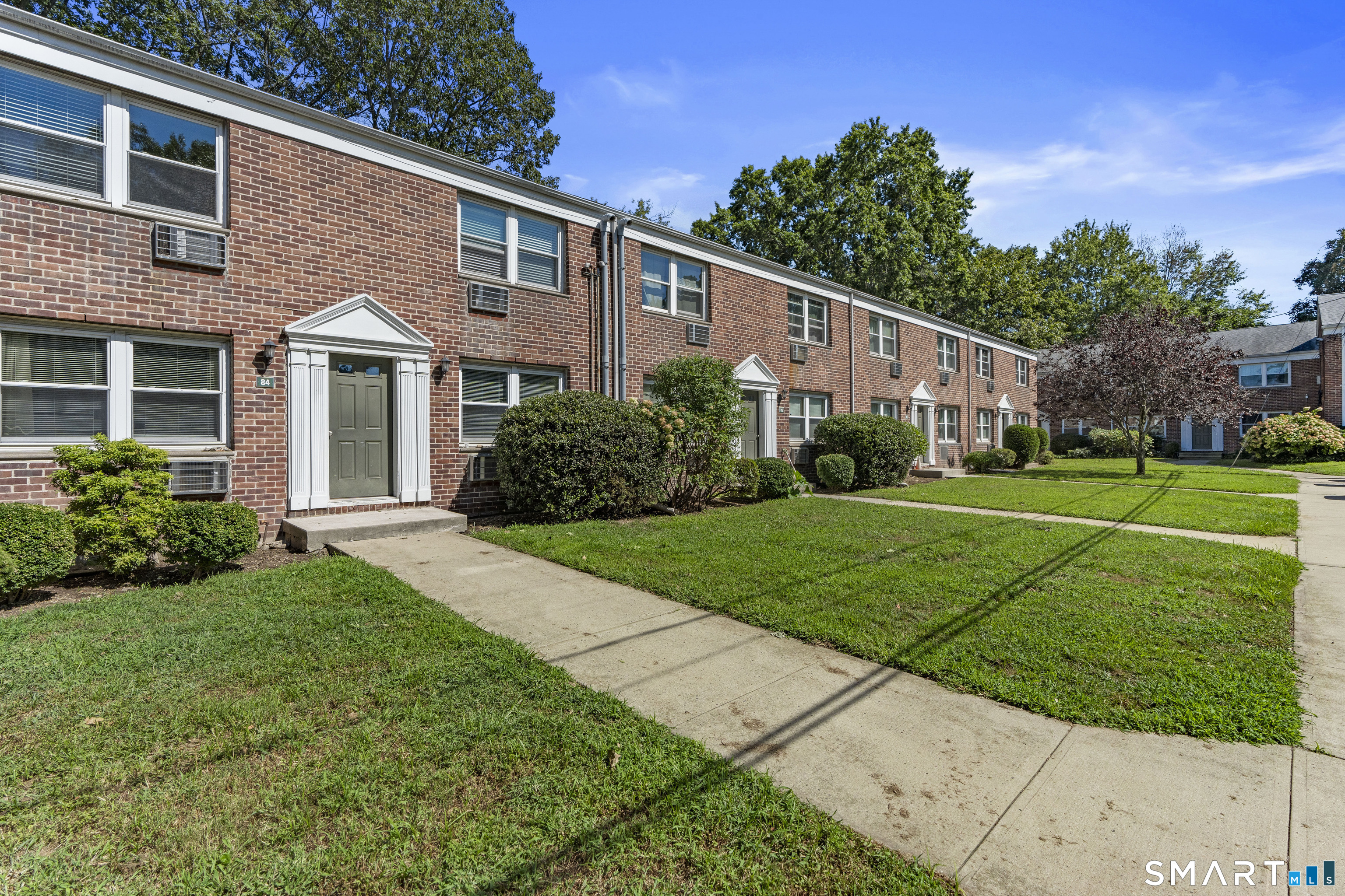 120 Blachley Road, Unit D Stamford, CT 06902 - Photo 19 of 32 Gallery Image 19