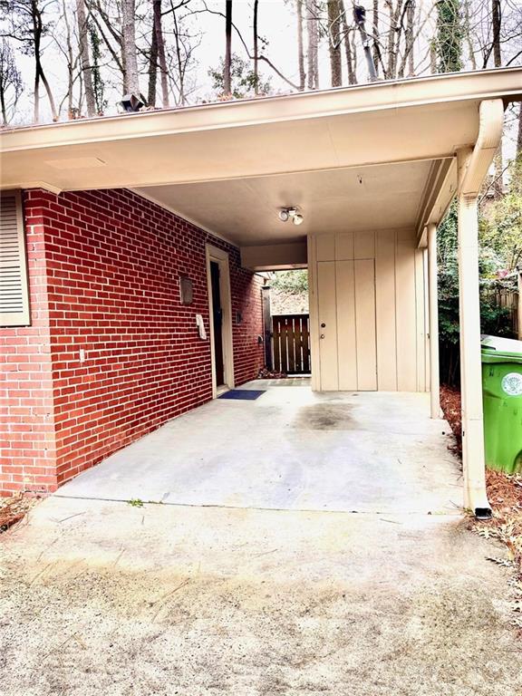 2556 Defoors Ferry Road Northwest Atlanta, GA 30318 - Photo 23 of 26