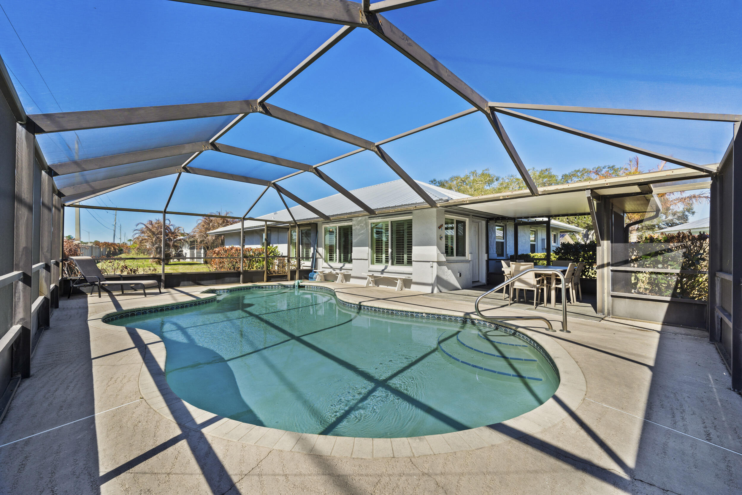 5100 Southeast Hanson Circle Stuart, FL 34997 - Photo 19 of 32 5_29