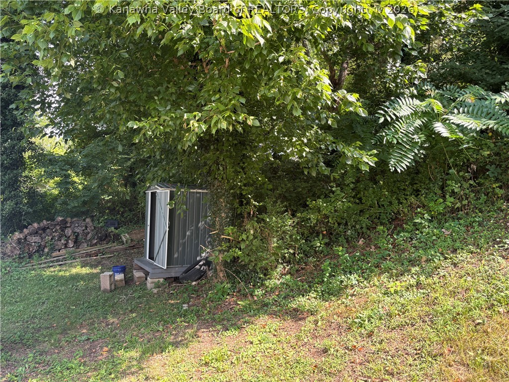 6078 Charleston Road Bancroft, WV 25011 - Photo 12 of 12 Gallery Image 12