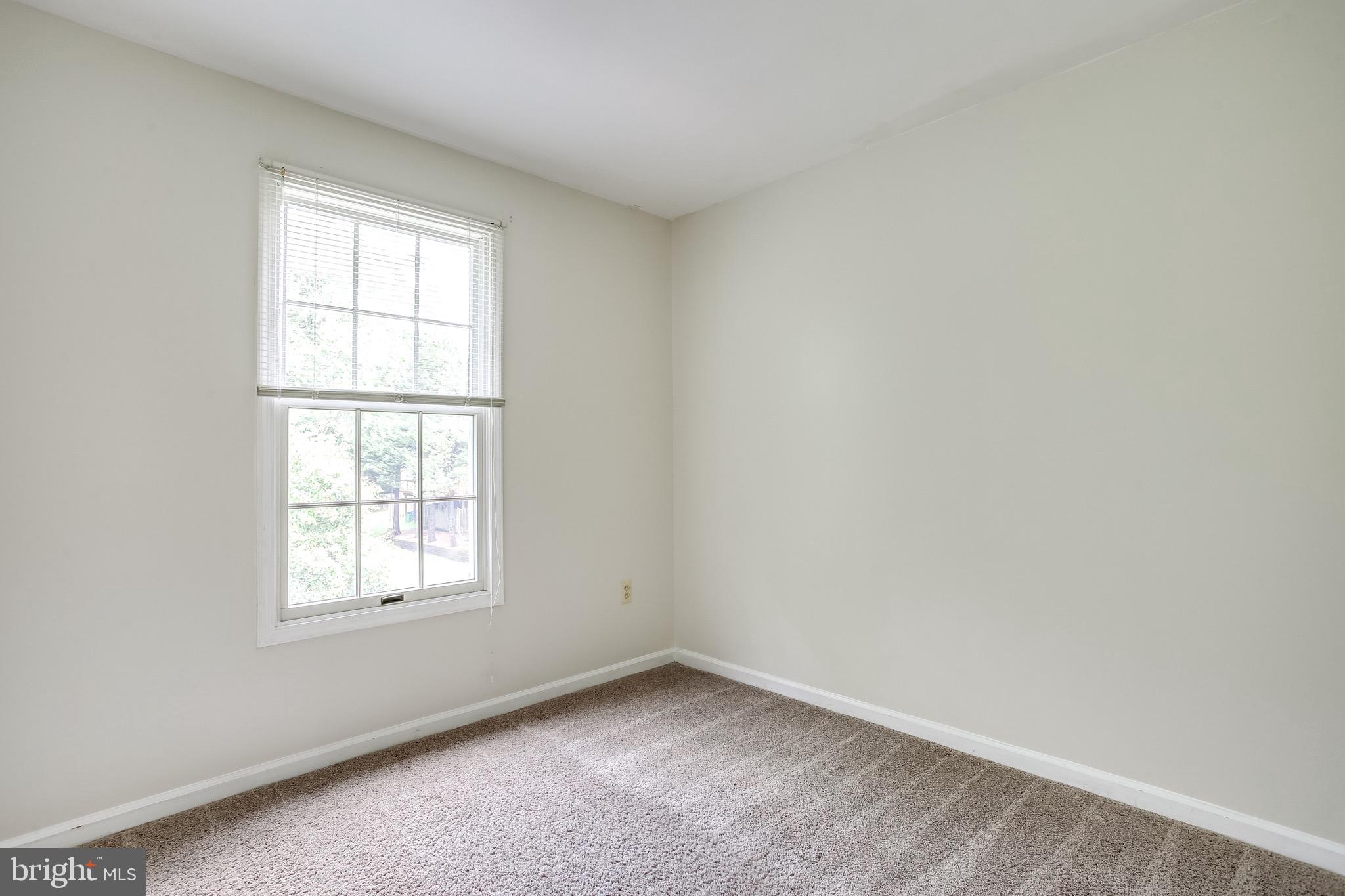 8012 Brightfield Road Ellicott City, MD 21043 - Photo 19 of 31 Gallery Image 19