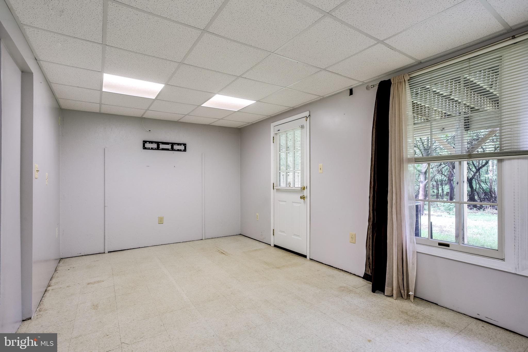 8012 Brightfield Road Ellicott City, MD 21043 - Photo 25 of 31 Basement