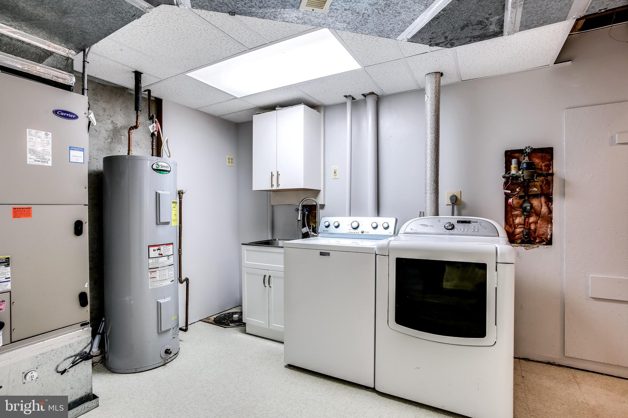 8012 Brightfield Road Ellicott City, MD 21043 - Photo 28 of 31 Laundry room