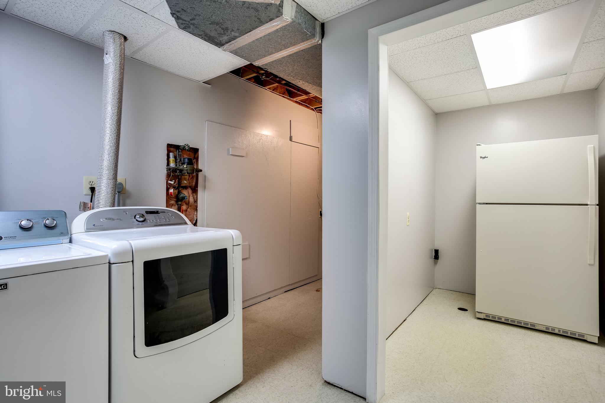 8012 Brightfield Road Ellicott City, MD 21043 - Photo 29 of 31 Laundry room