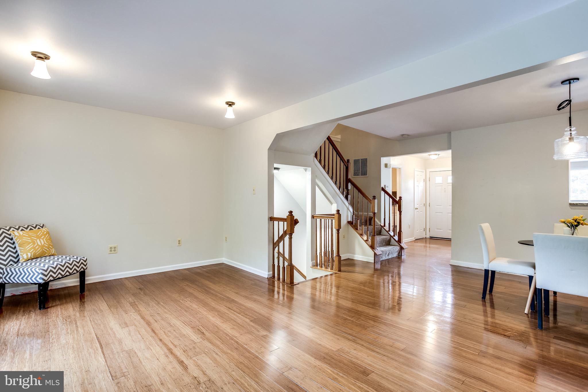 8012 Brightfield Road Ellicott City, MD 21043 - Photo 4 of 31 Gallery Image 4