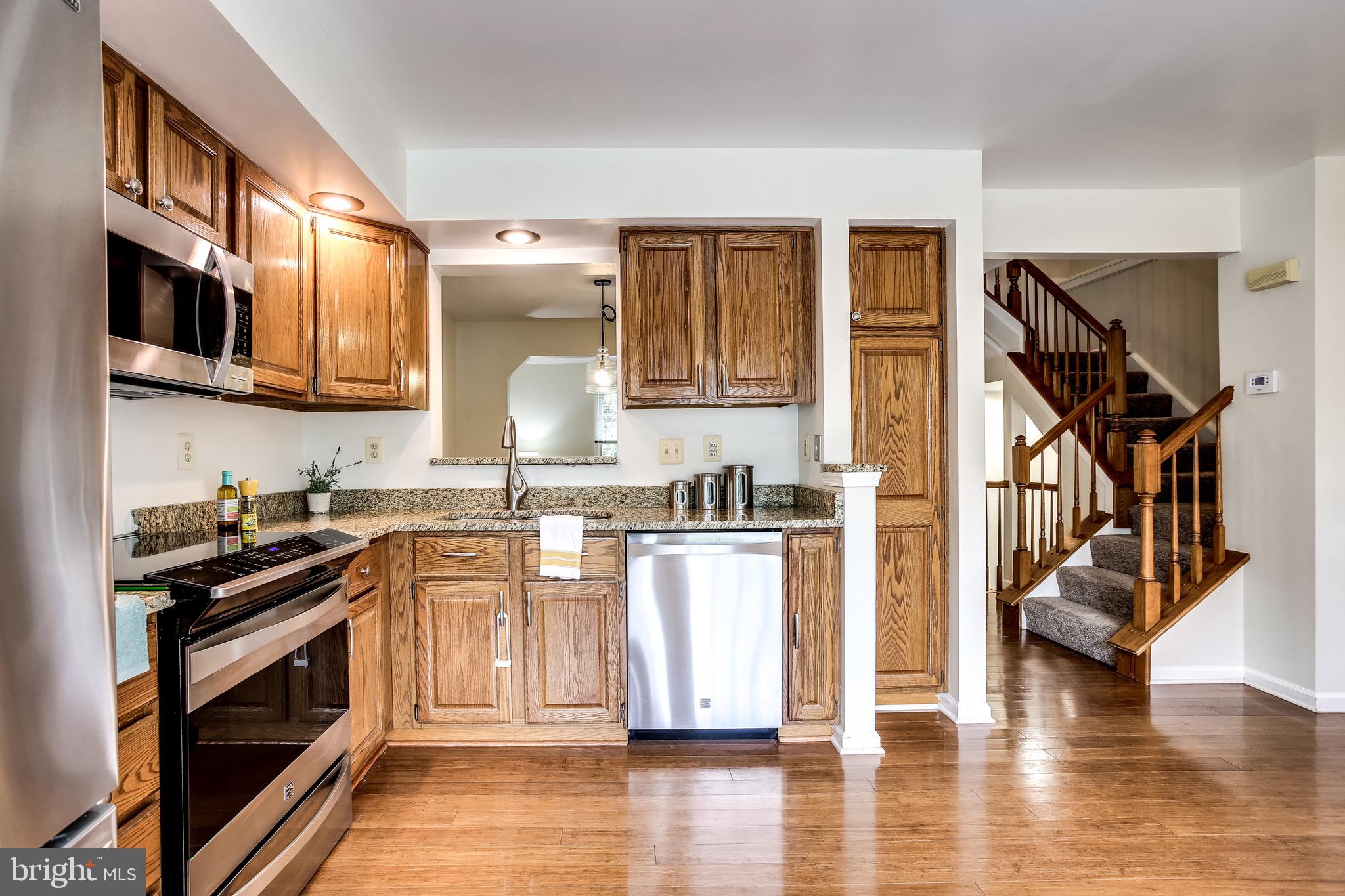 8012 Brightfield Road Ellicott City, MD 21043 - Photo 10 of 31 Gallery Image 10