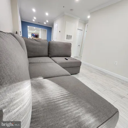 $2,500 | 255 South Pickett Street, Unit 102, Alexandria, VA 22304