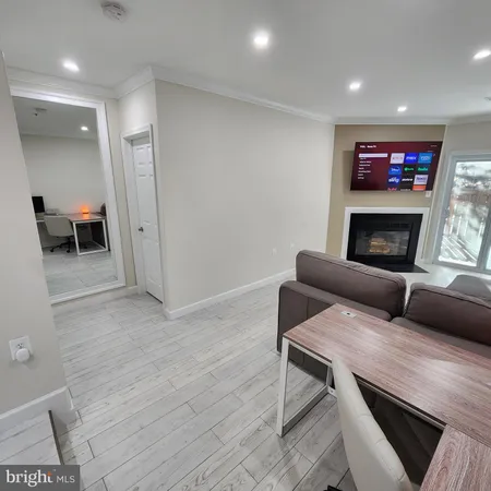 $2,500 | 255 South Pickett Street, Unit 102, Alexandria, VA 22304