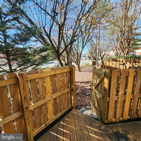 $2,500 | 255 South Pickett Street, Unit 102, Alexandria, VA 22304