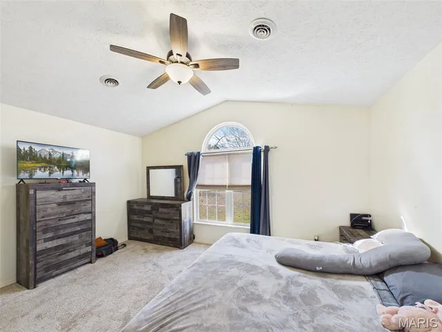 $259,900 | 12705 Hwy Pp, Dixon, MO 65459