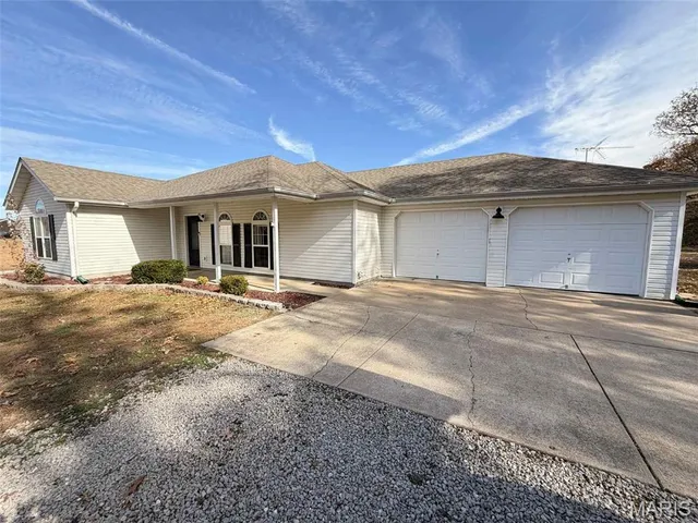 $259,900 | 12705 Hwy Pp, Dixon, MO 65459