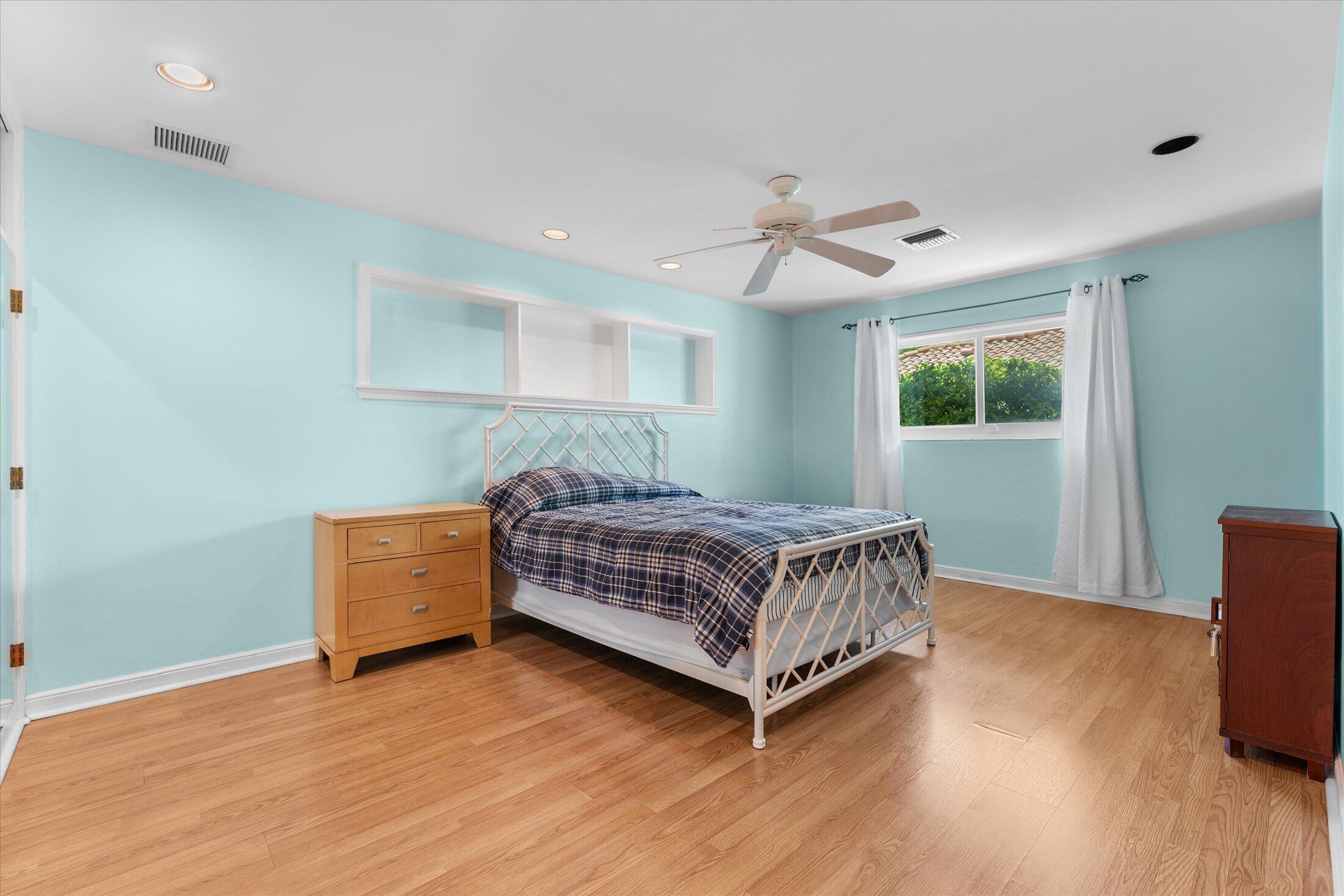 2141 Northeast 29th Street Lighthouse Point, FL 33064 - Photo 34 of 53 33