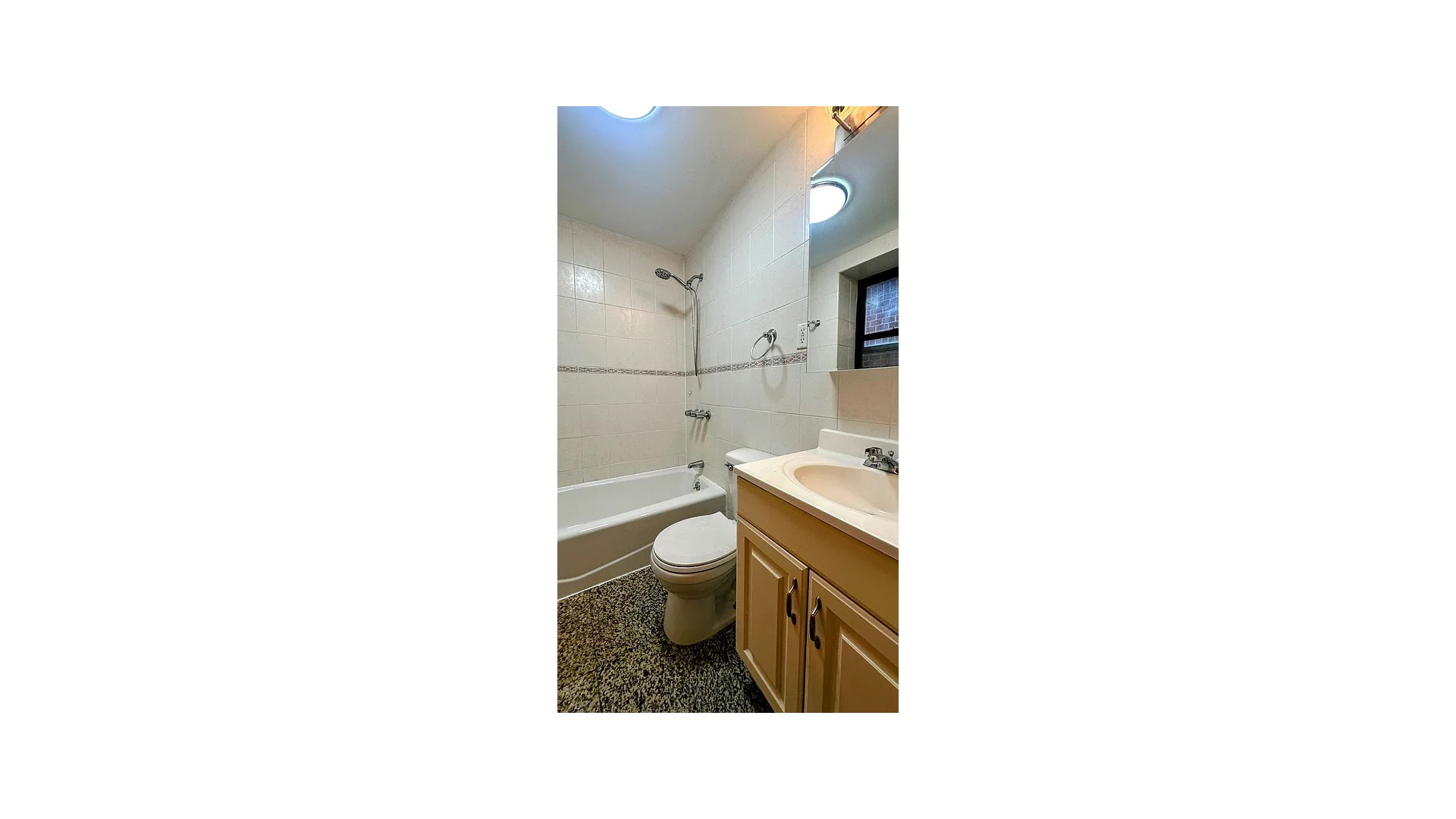 415 East 75th Street, Unit 4 Manhattan, NY 10021 - Photo 7 of 10
