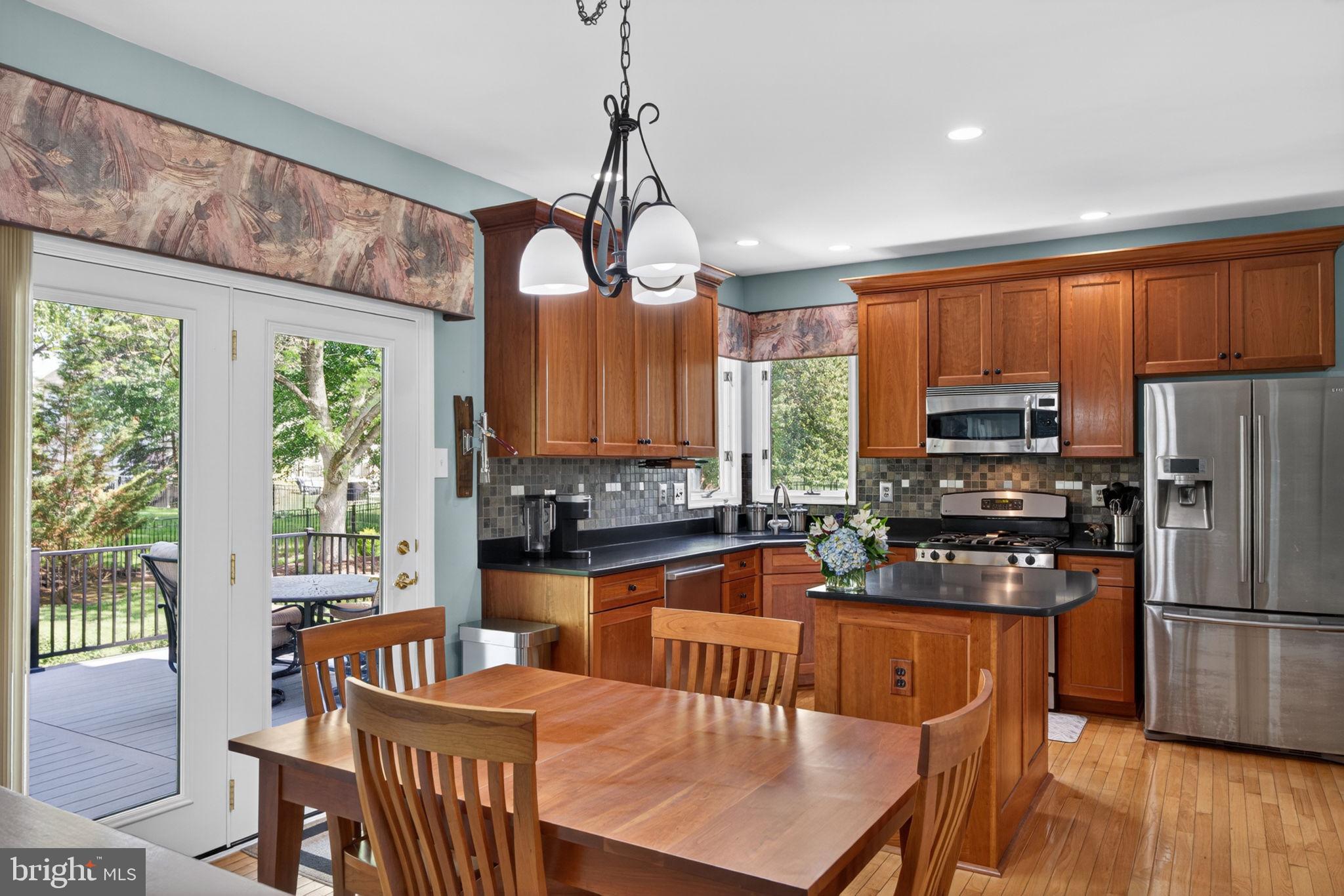 4830 Redfield Road Doylestown, PA 18902 - Photo 3 of 73