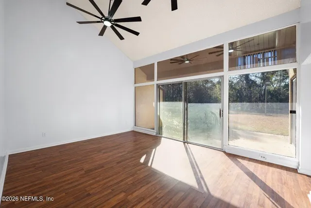 $130,000 | 7100 Cypress Cove Road, Unit 56, Jacksonville, FL 32244