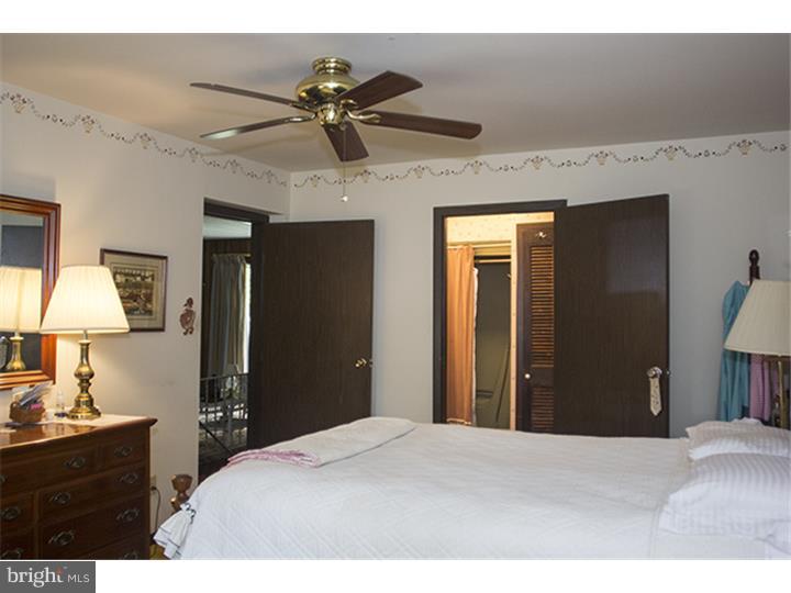 4530 Oley Turnpike Road Reading, PA 19606 - Photo 14 of 24 Gallery Image 14