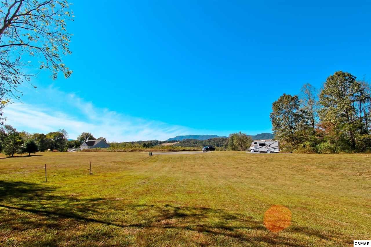 21 Woodvale Road Newport, TN 37821 - Photo 2 of 16 Gallery Image 2
